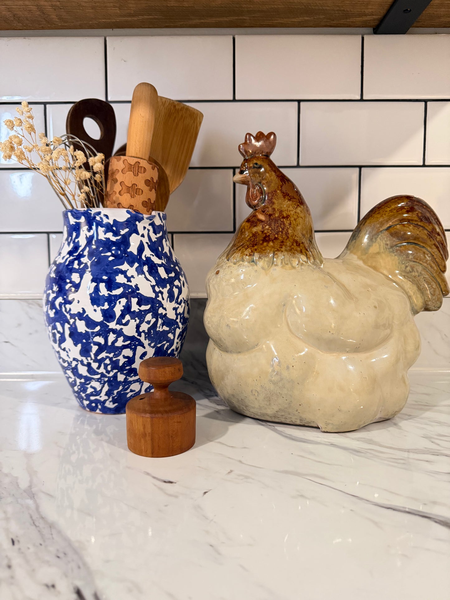 Large Vintage Drip Glaze Pottery Rooster Figurine – 10”