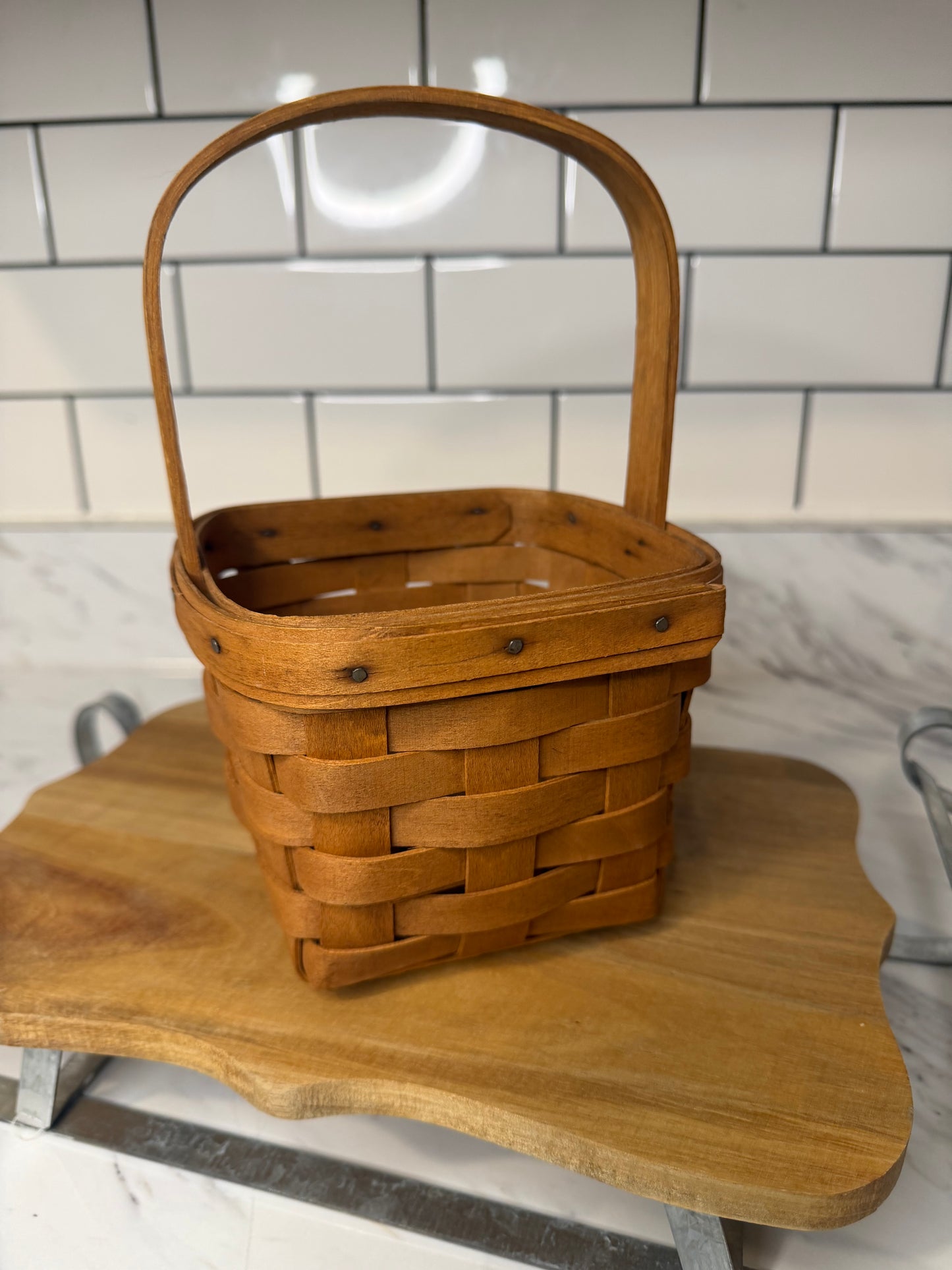 Vintage 1988 Longaberger Peg Basket – Handwoven Maple Wood