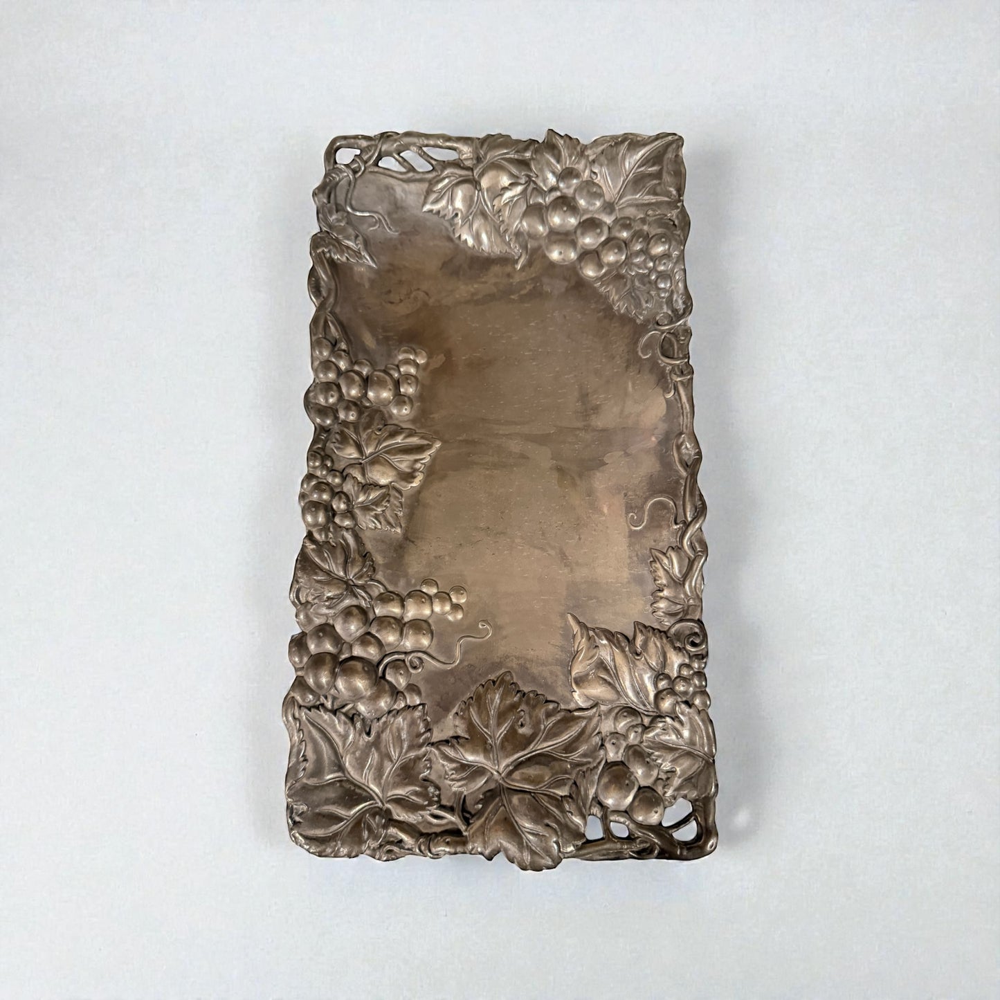 Arthur Court Aluminum Serving Tray – Grapevine Design, Entertaining Accent