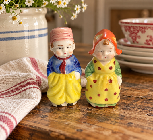 Mid-Century Dutch Boy & Girl Ceramic Salt & Pepper Shakers – Made in Japan